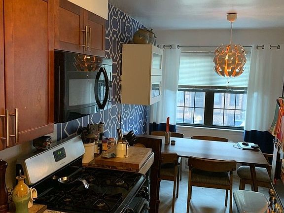 5th image of 35-22 32nd St #2