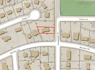 905 Chamberlain St, Raleigh, NC 27607