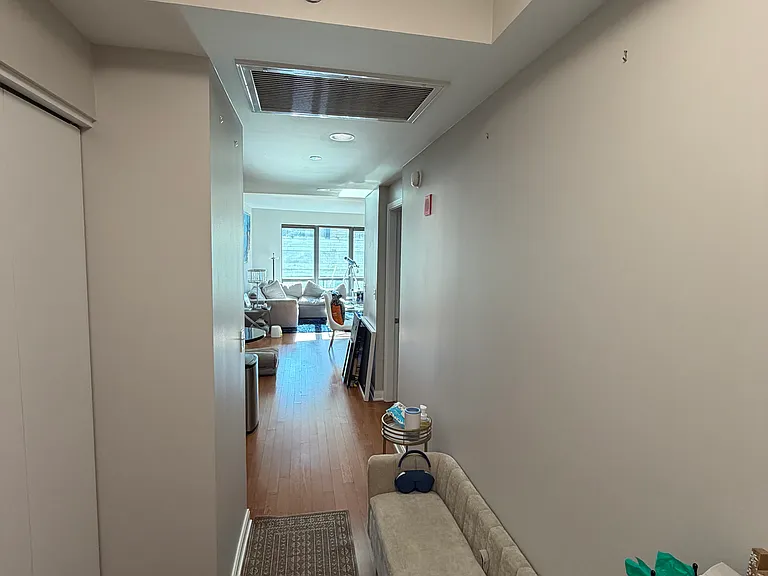 130 N Garland Ct #1906 — Photo 2