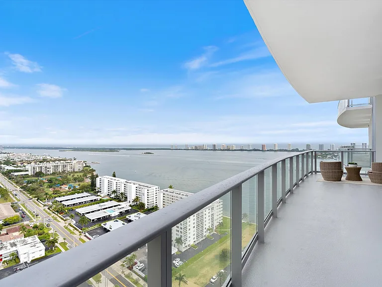 220 Lake Shore Dr #2305 — Photo 1