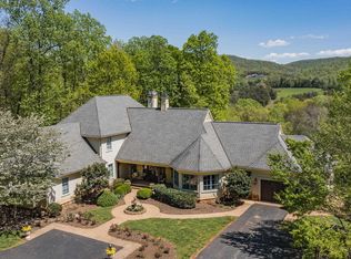 3350 Woodcreek Dr, Charlottesville, VA 22911