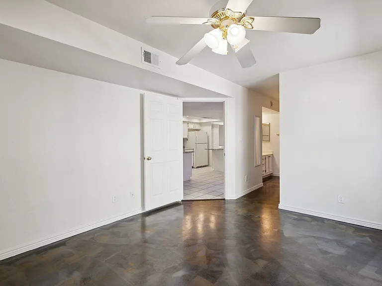 205 N 74th St #153 — Photo 10