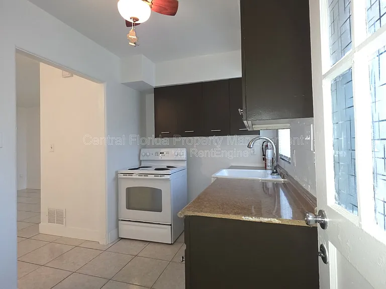 1010 E Central Blvd — Photo 9