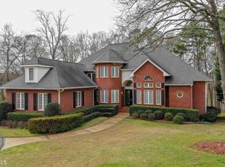 211 Lakeshore Dr, Hartwell, GA 30643