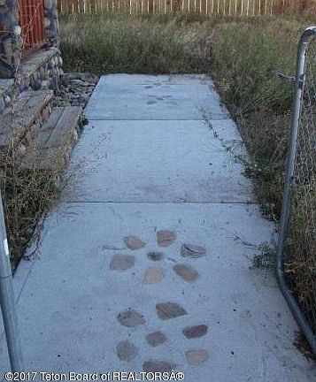 3rd image of 9 Blue Lagoon Ave