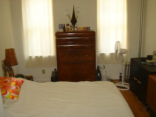 Rented by Kings Court Real Estate | media 40