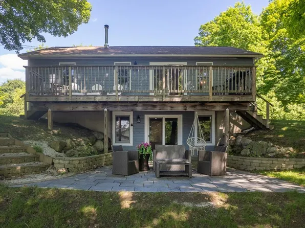 66 Hemmsted Circle, Castleton, VT 05735