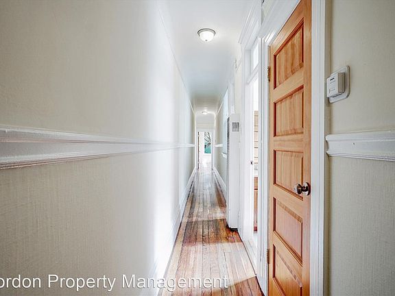 3rd image of 172 Downey St Unit 172A