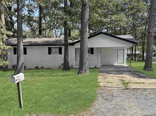 311 Jackson Dr, Pine Bluff, AR 71602