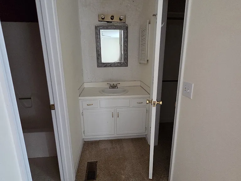 1861 Quail Ridge Rd #F — Photo 12