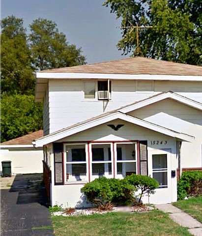 1st image of 15243 Woodlawn Ave