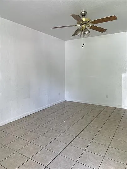 1015 North 14th Street — Photo 1