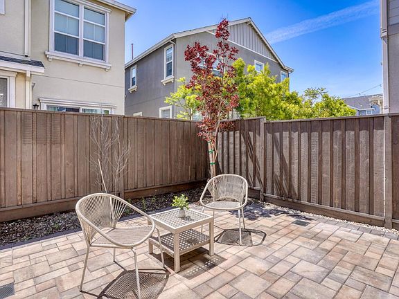 4th image of 8576 Tailwind Ave
