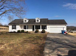 708 Detour Rd, Bowling Green, KY 42101