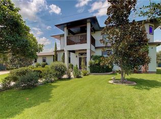10212 Shively Ln, Austin, TX 78747
