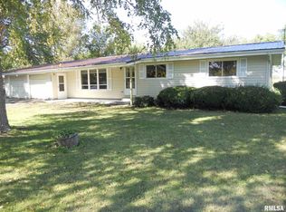 24472 N Carver Rd, Canton, IL 61520