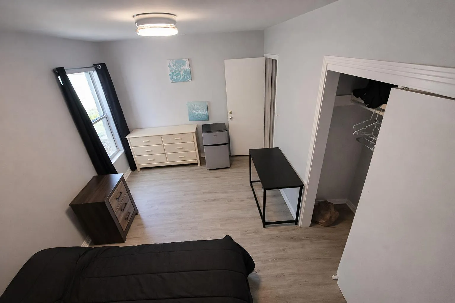 4 bed, 3.0 bath, 2600 sqft, $767 — Photo 1