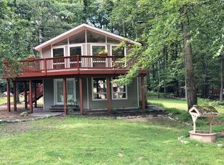 116 Yvonne Ln, Dingmans Ferry, PA