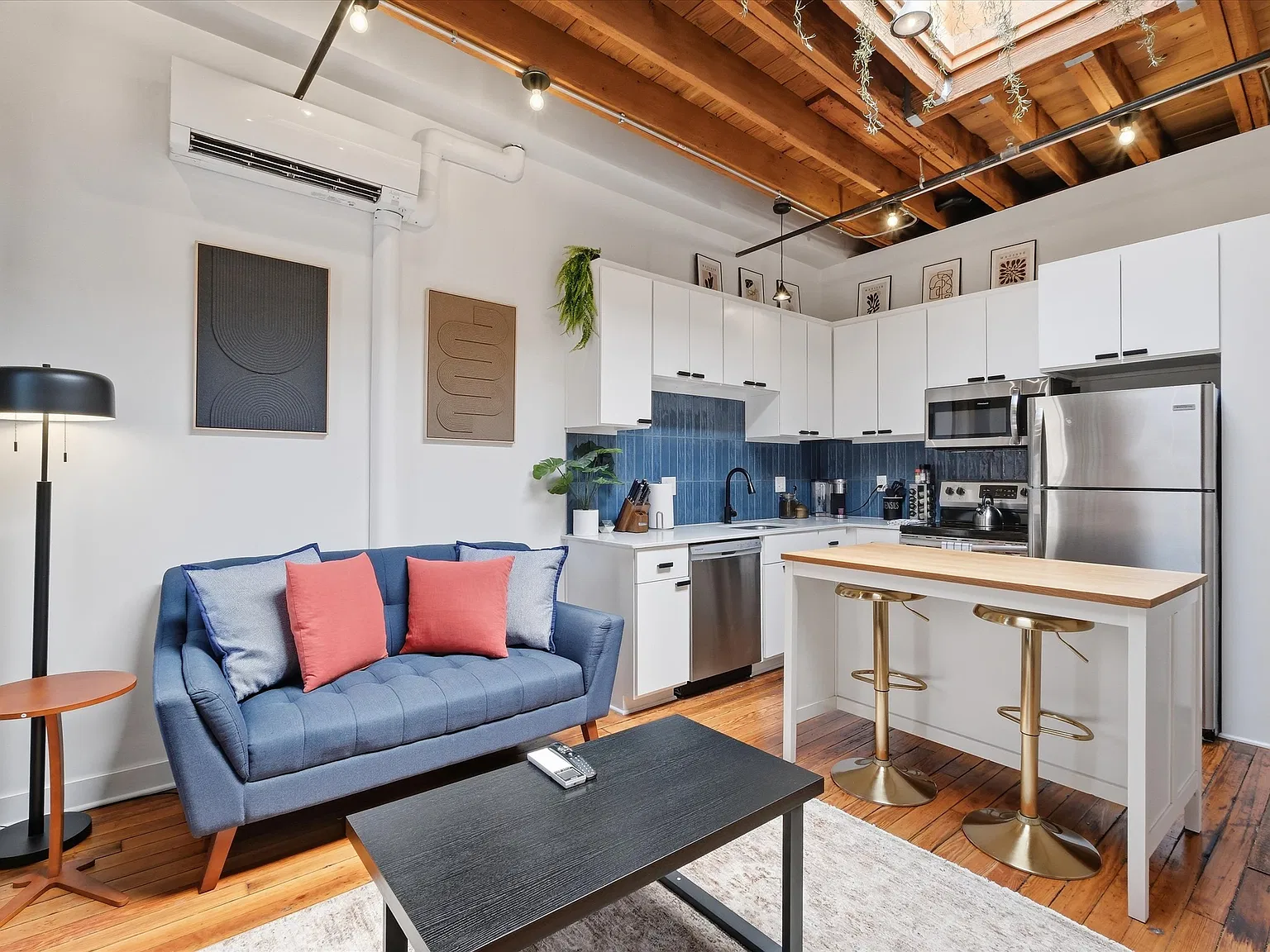 1 bed, 567 sqft, $1,700 — Photo 3