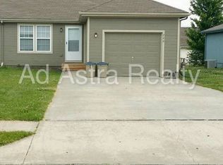 766 Redwood St, Gardner, KS 66030
