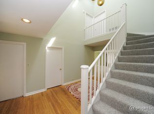 1212 Colgate St, Wilmette, IL 60091