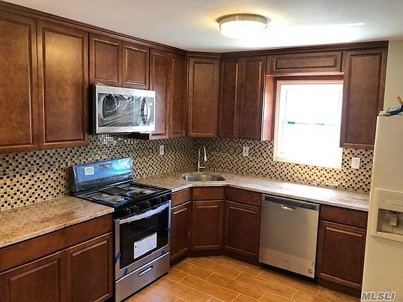 3rd image of 185-02 Nashville Blvd