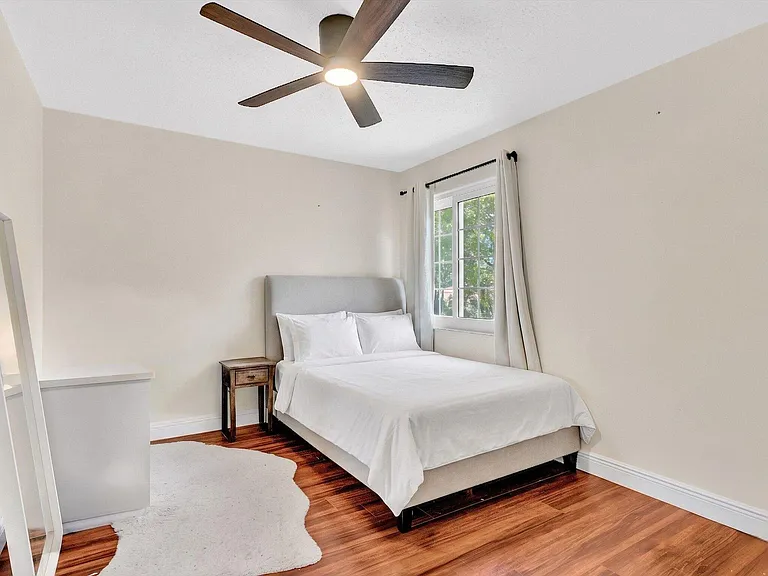 10310 Santiago St — Photo 50