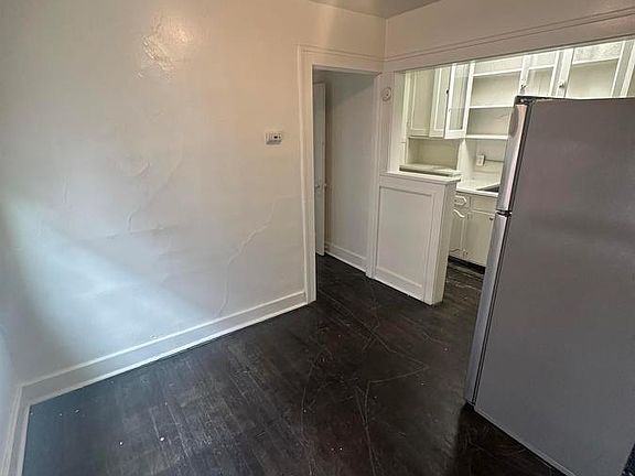 3rd image of 535 Gladstone Blvd APT 5