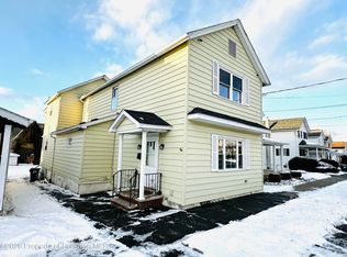 615 Delaware St, Mayfield, PA 18433