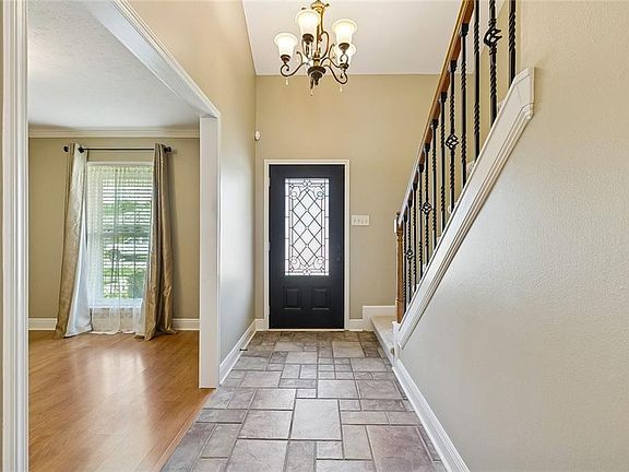 4th image of 5129 David Dr