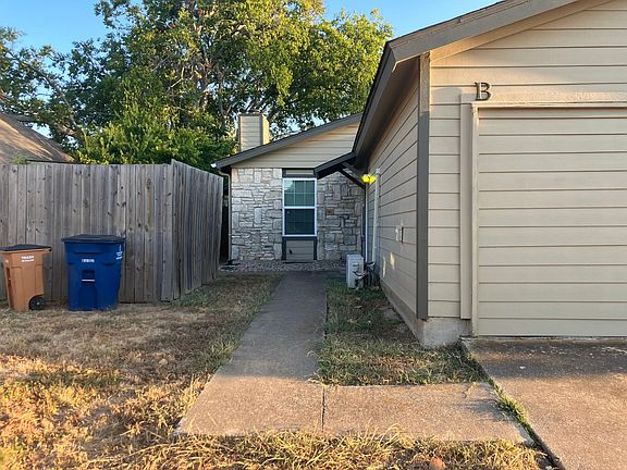 2nd image of 8903 Pineridge Dr #B