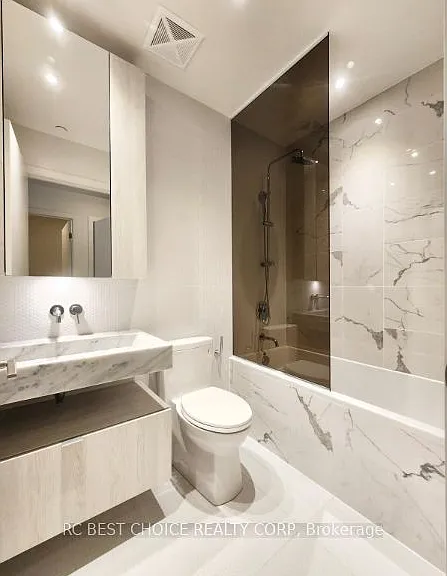 11 Yorkville Ave #5301 — Photo 9