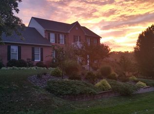 9189 Crescent Ln, La Plata, MD