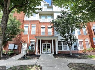 800 Edelen Station Pl APT 205, La Plata, MD 20646