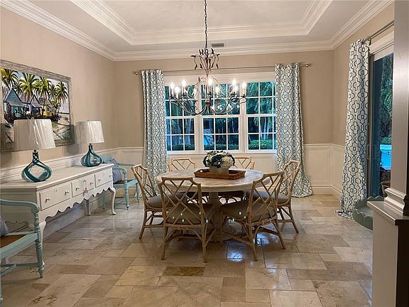 2nd image of 1009 Isla Verde Sq
