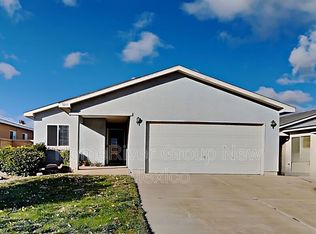3033 Chama Meadows Dr NE, Rio Rancho, NM 87144