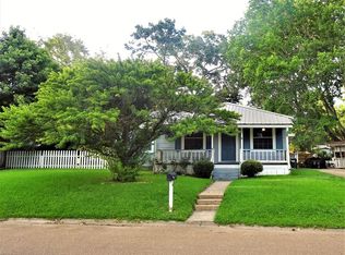 4 Brentwood Ln, Natchez, MS 39120