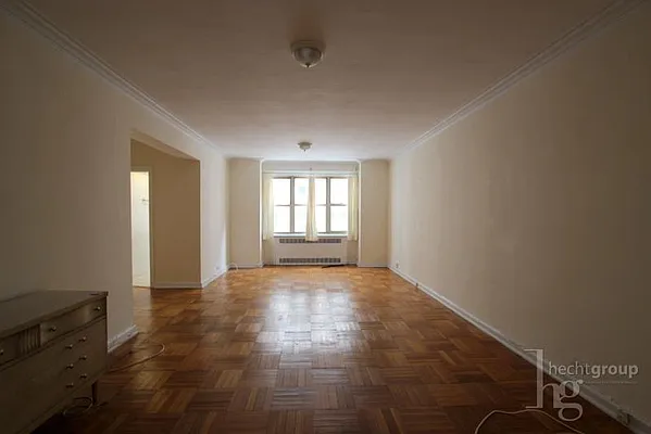 Rented by Hecht Group | media 30