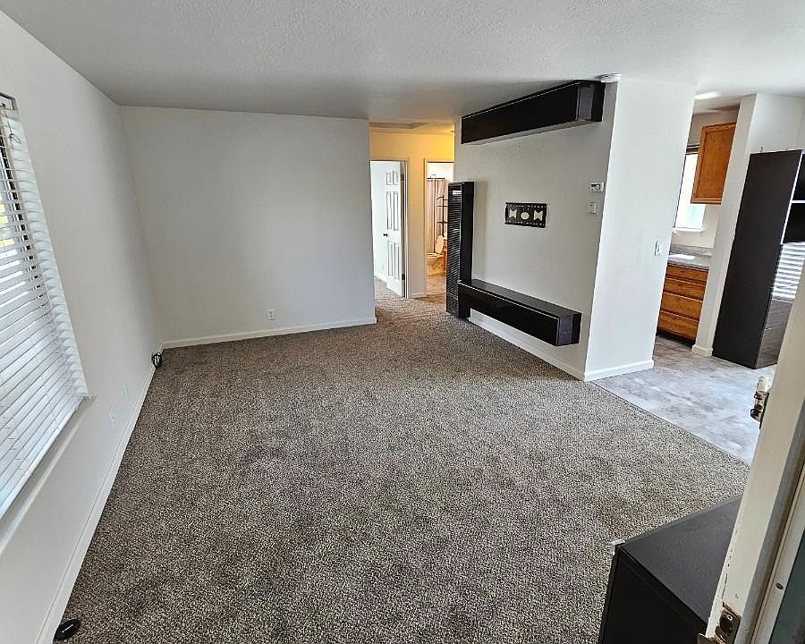 1st image of 5234 Columbia Ave #C