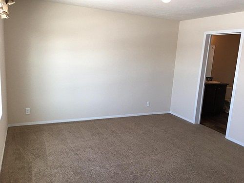 5th image of 3604 Bentwood Cir W
