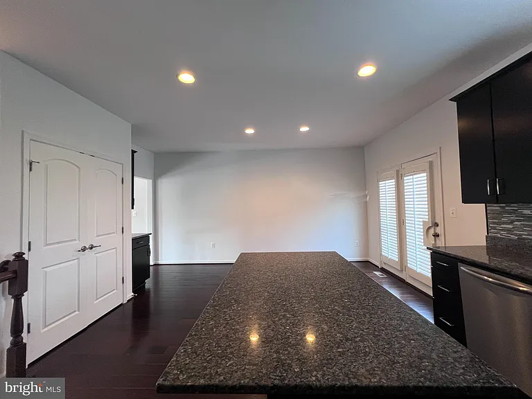 9243 Dawkins Crest Cir — Photo 11