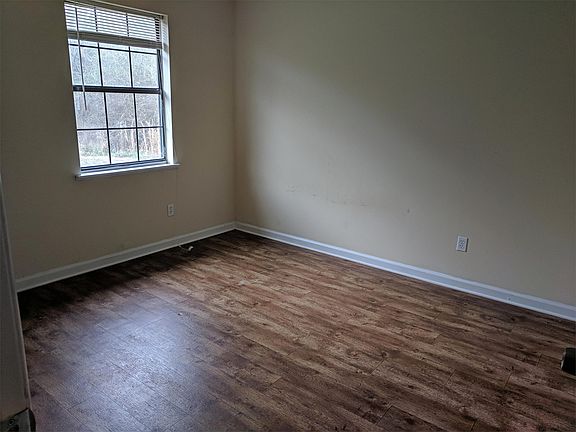 Two bedrrom layout with half bath in master