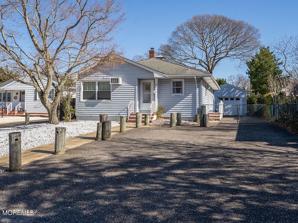 1st image of 1009 Burnt Tavern Road