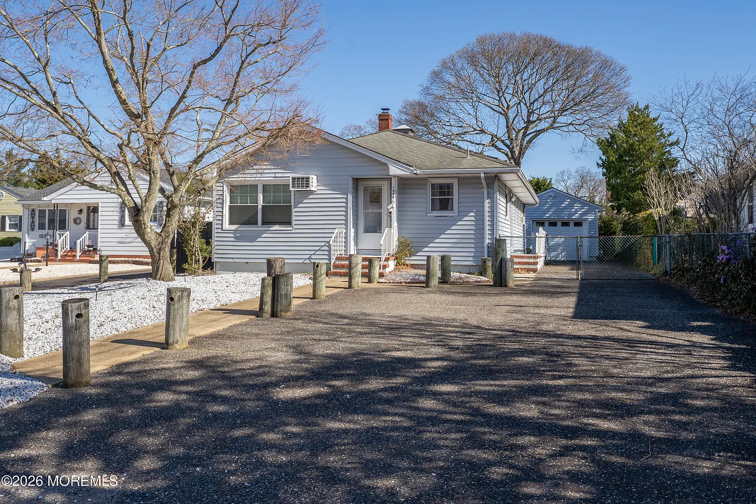 1009 Burnt Tavern Road photo 1