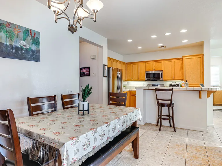 2342 Mountain Springs Dr — Photo 20