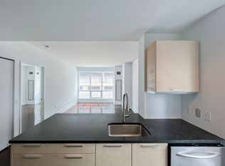 350 W 42nd St APT 5L, New York, NY 10036
