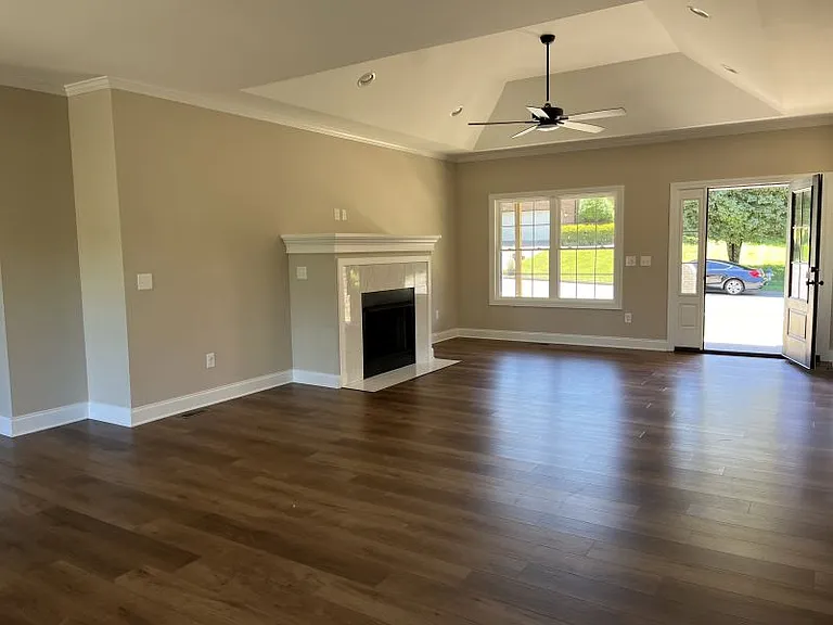 3006 Vicksburg Rd — Photo 3