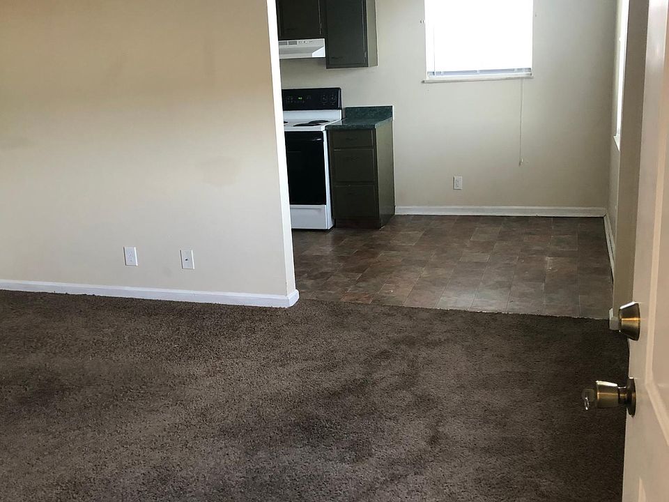 Front Room (Walk-in view)