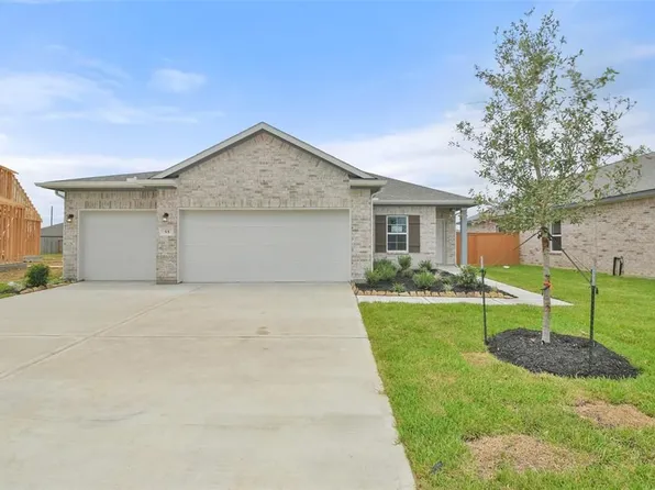 55 Leon Way, Dayton, TX 77535