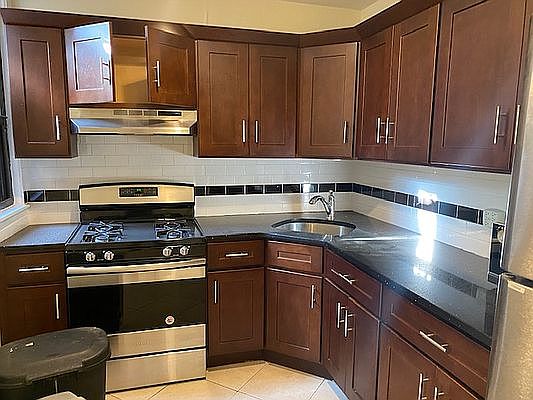 1st image of 3113 Ditmars Blvd #2
